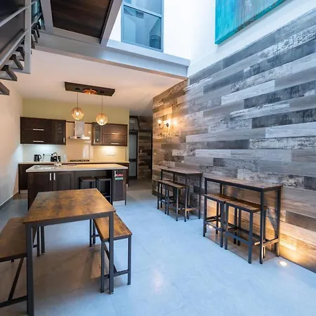 Entire House 3 Bedrooms Ferienhaus *