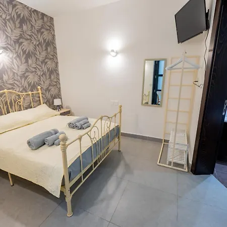 Entire House 3 Bedrooms